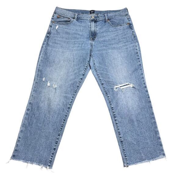 GAP Distressed Raw Hem Cropped Girlfriend Jeans size 14/32 Light Wash Blue Denim - Picture 1 of 14